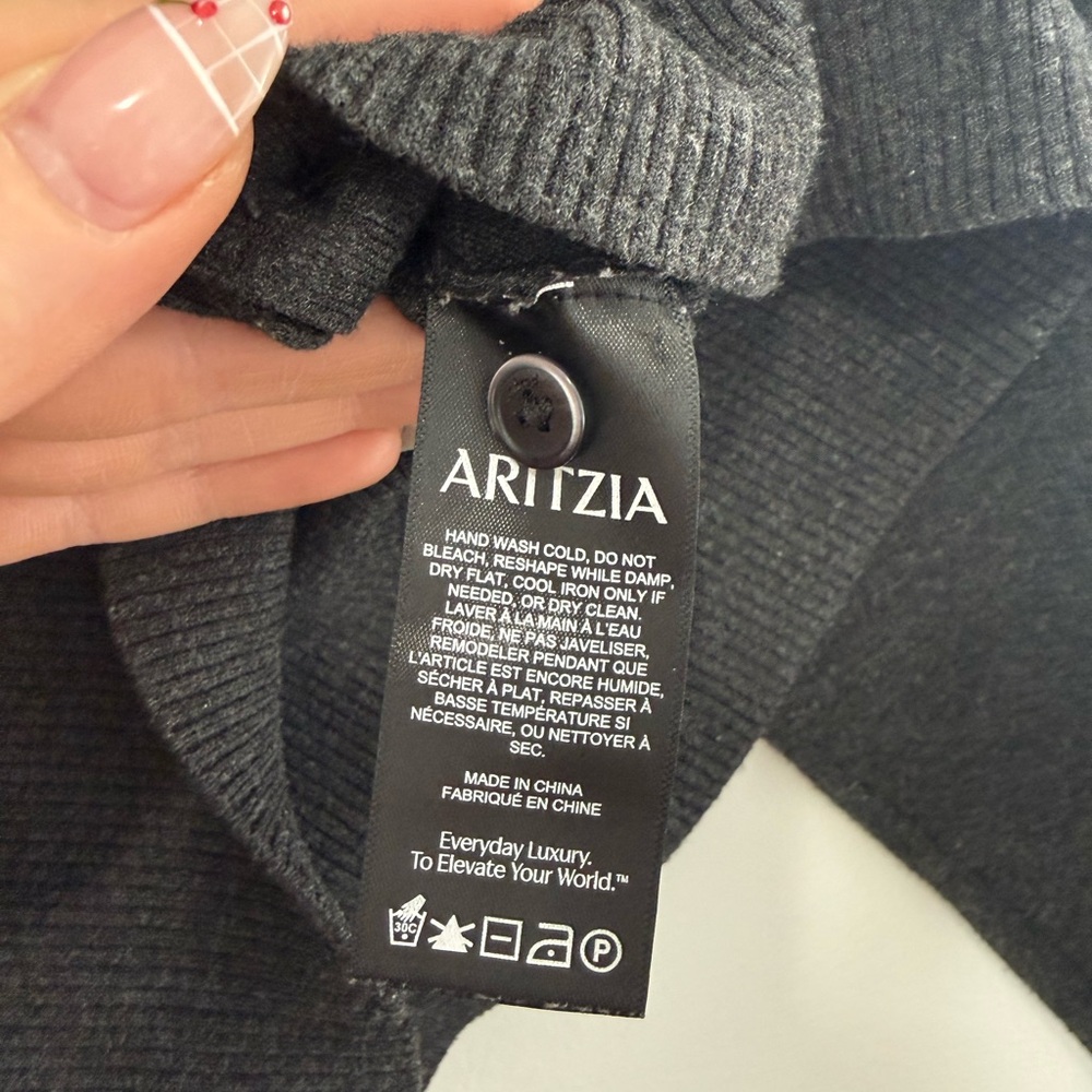 Aritzia Wilfred Golightly Wonder Yarn Cardigan Dark Grey XXS - Picture 2 of 10